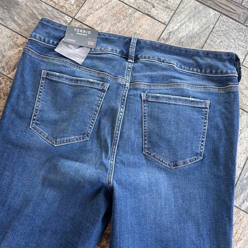 NWT Torrid High Rise Jegging - Picture 6 of 10